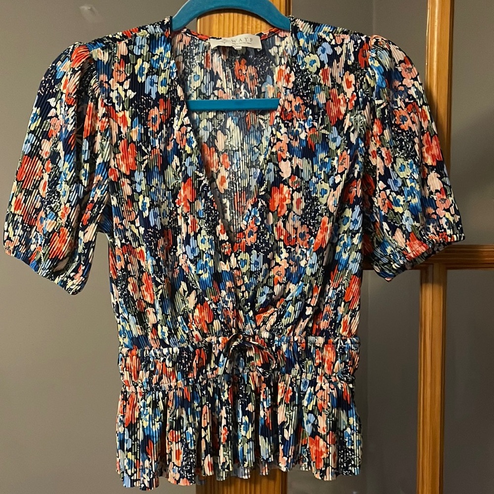 Wayf Cropped Blouse